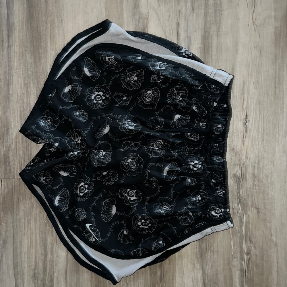 small nike shorts